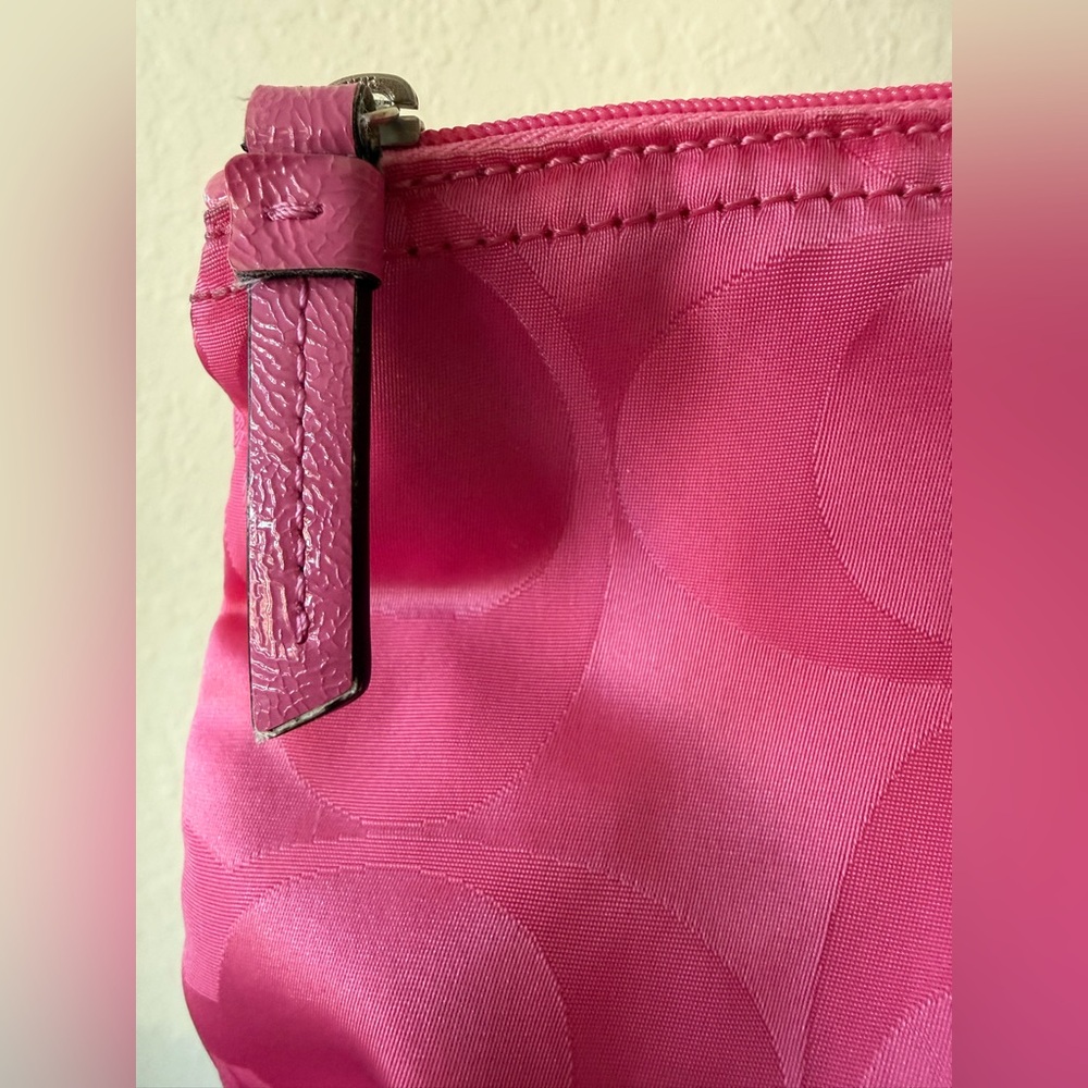 COACH Getaway Signature Fushsia Nylon Large Packable Weekender Bag (no Pouch) - Picture 7 of 10